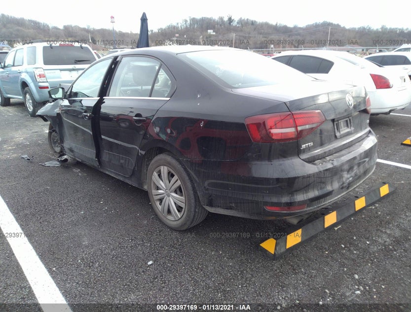 3VW2B7AJ3HM237218