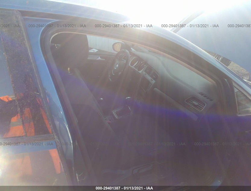 3VW217AU8GM040010