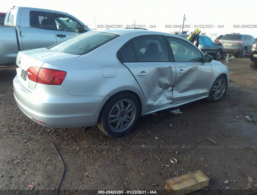 3VW2K7AJ9CM314022