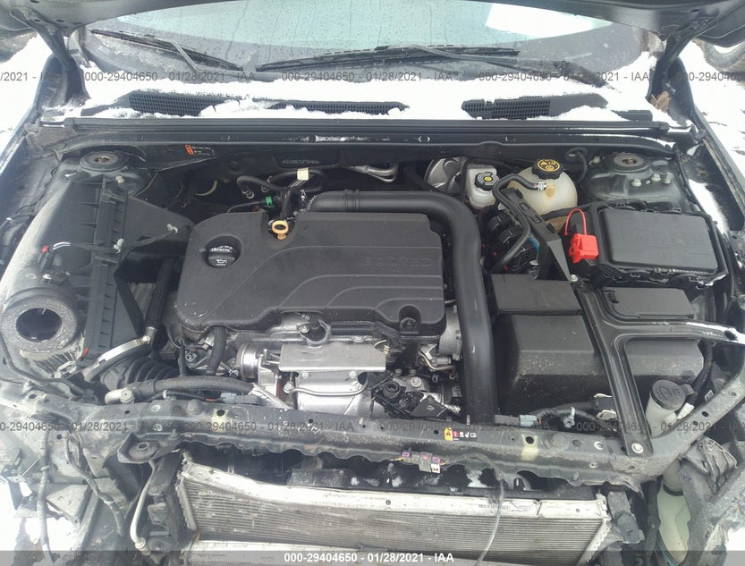 1G1ZD5ST2JF234843