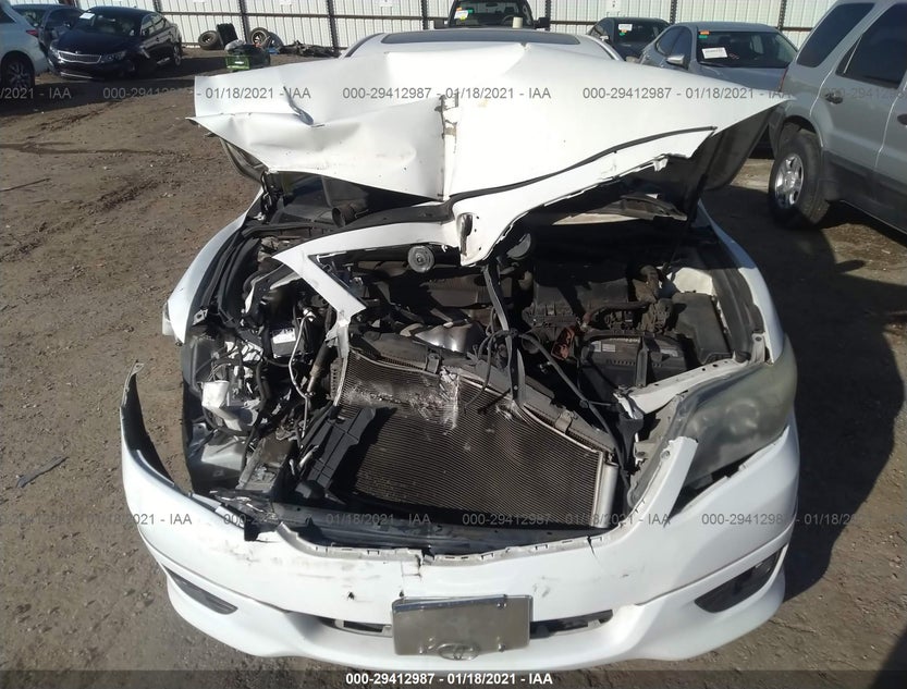 4T1BF3EK5BU607019