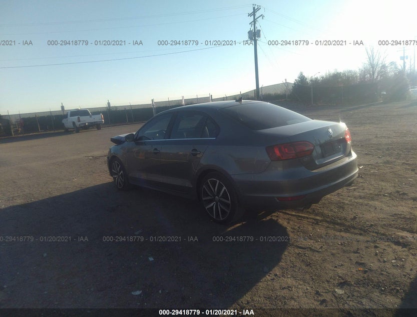 3VW4A7AJ4DM220272