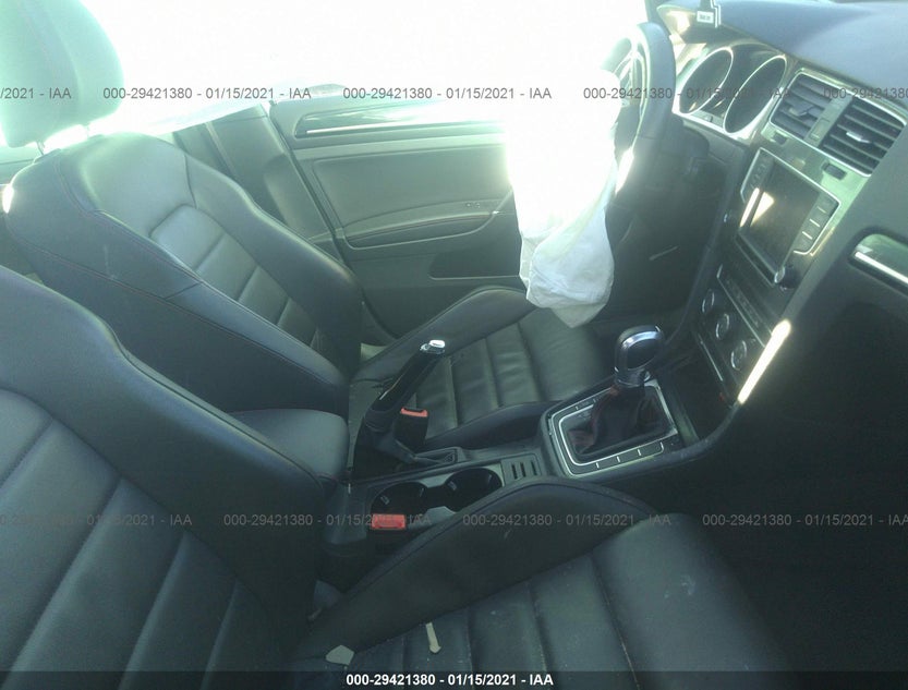 3VW4T7AU9GM015538