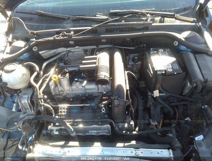 3VWDB7AJ4JM257198
