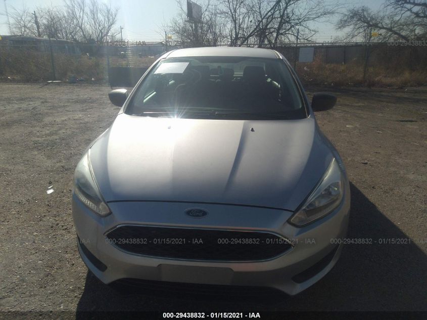 1FADP3E20GL306882 2016 Ford Focus S