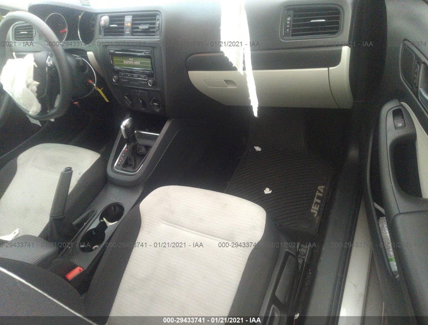 3VW2K7AJ4FM251741