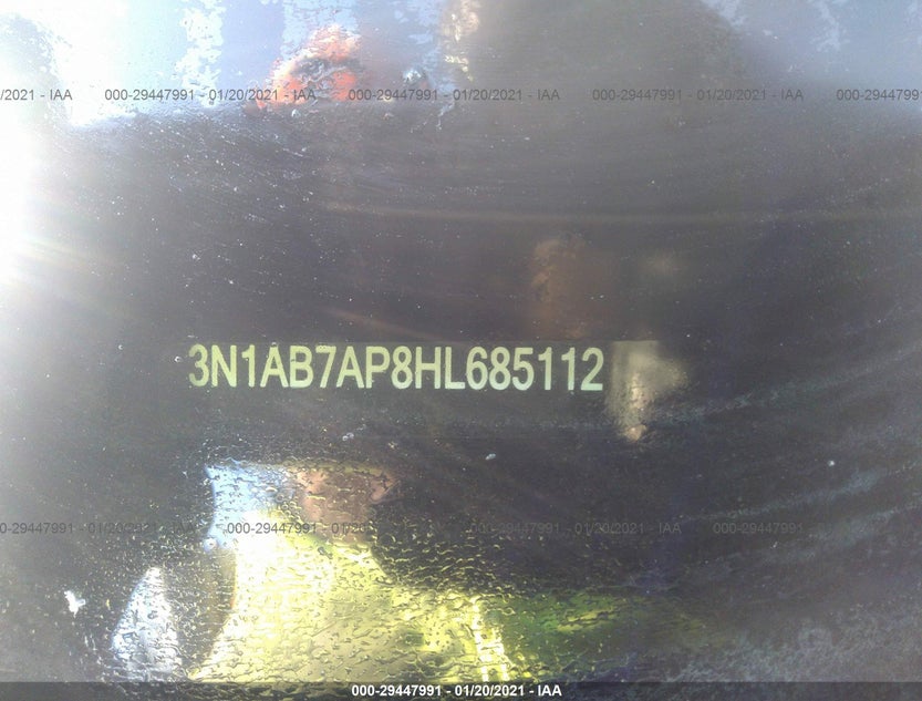 3N1AB7AP8HL685112