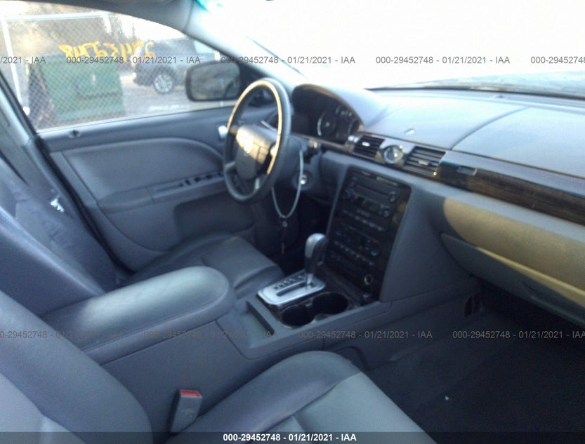 1MEHM41135G625026