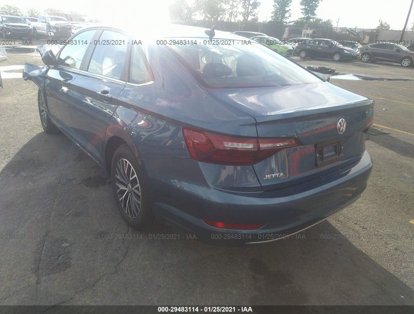 3VWCB7BU6LM076059
