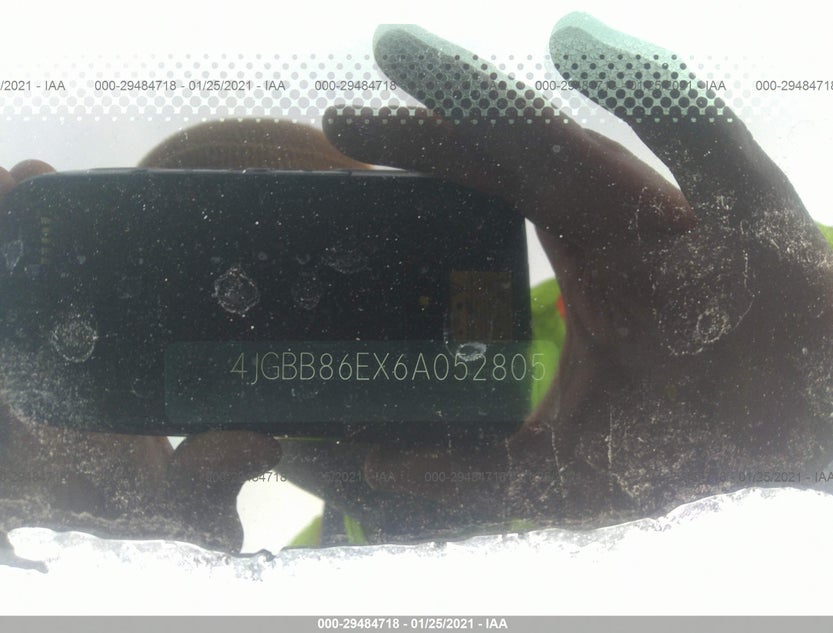4JGBB86EX6A052805