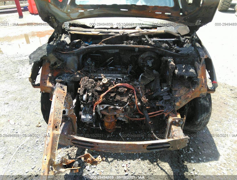 5XYPG4A50KG559704