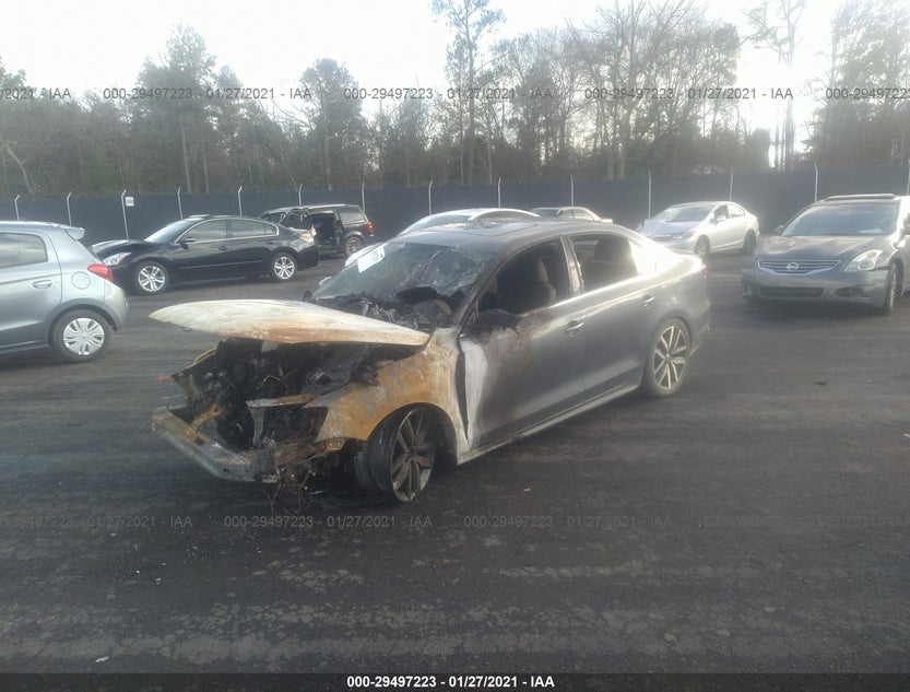 3VW5A7AJ5DM261739