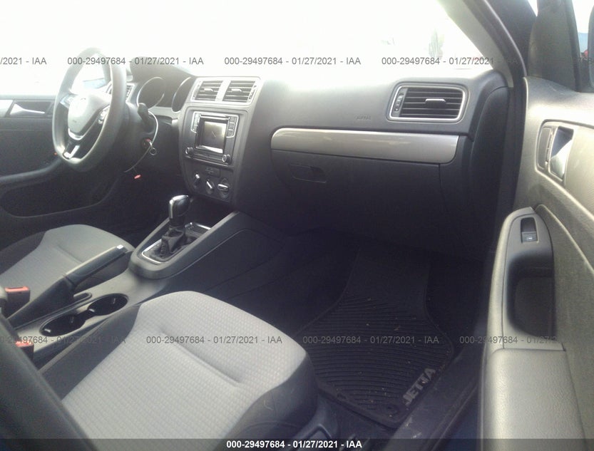 3VW2B7AJ3HM383490