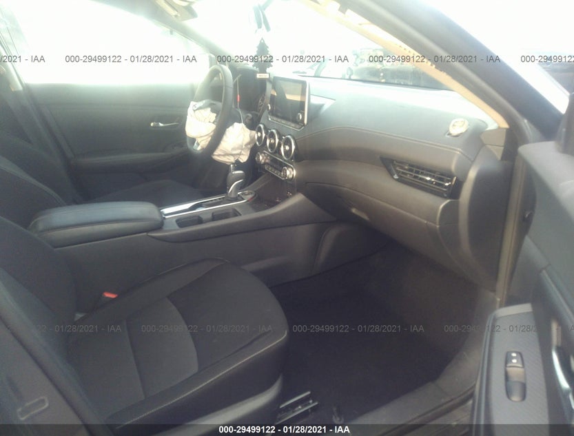 3N1AB8CV9LY270779