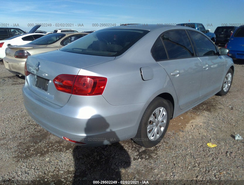 3VW2K7AJ8DM227567