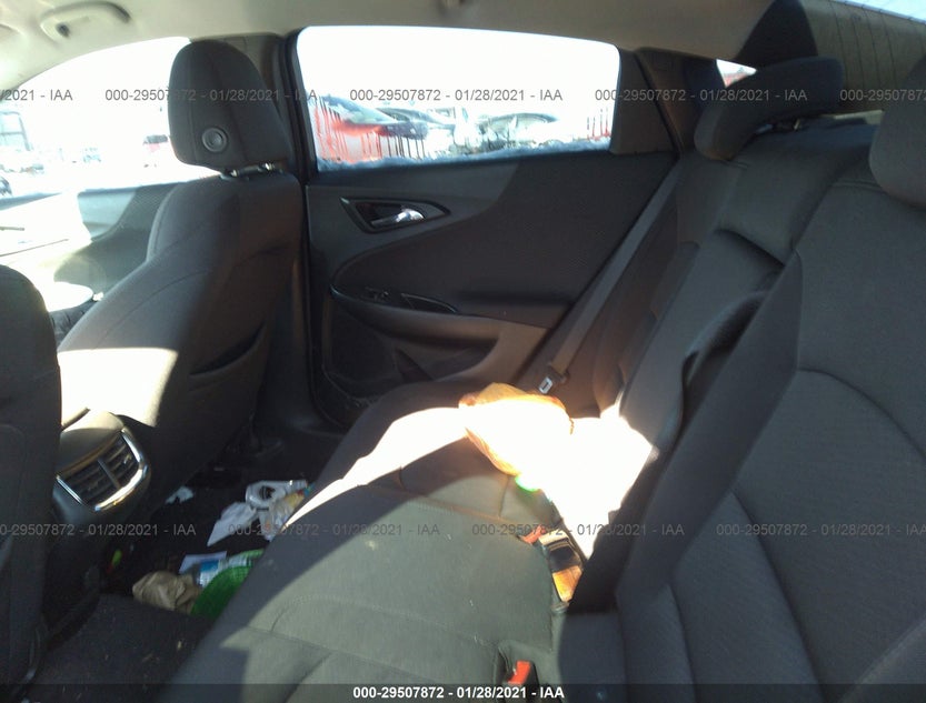 1G1ZD5ST4JF151642