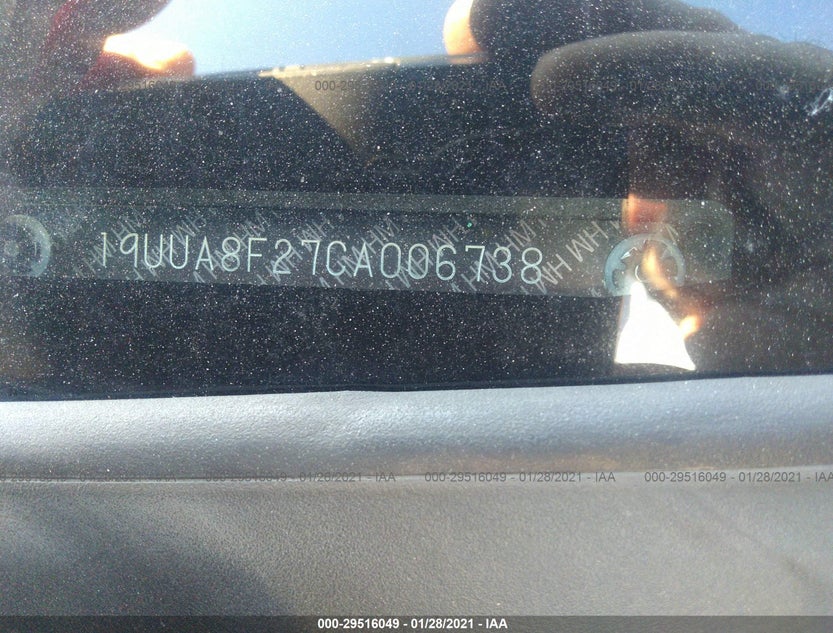 19UUA8F27CA006738