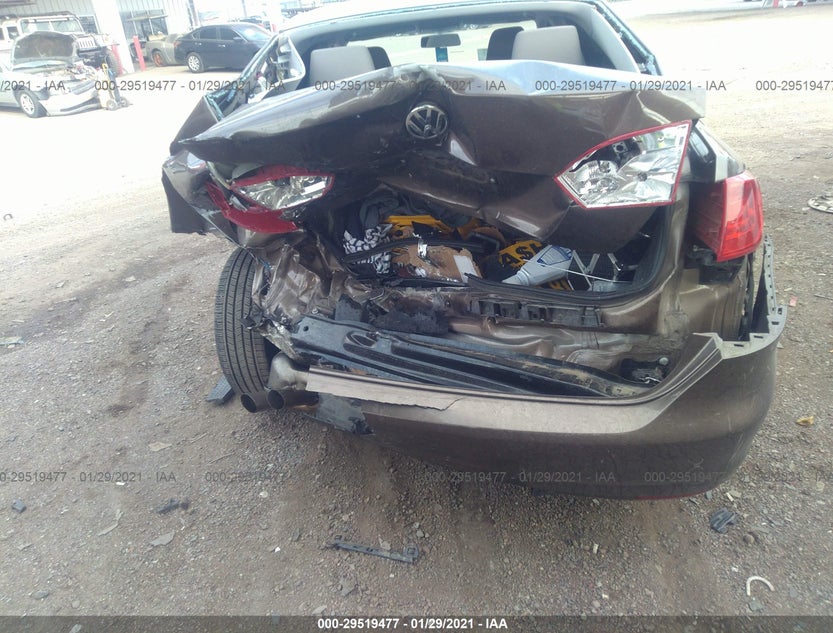 3VW2K7AJ5EM237863