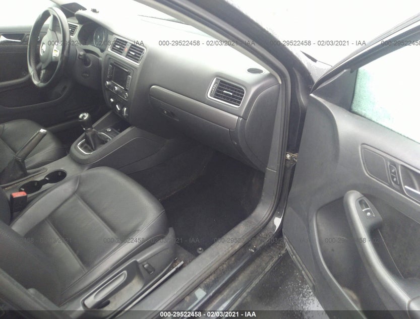 3VW3L7AJ2DM260050