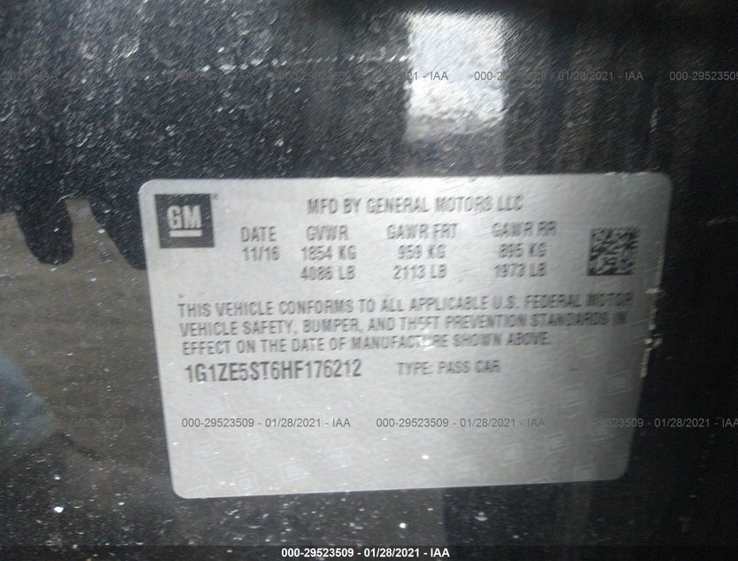 1G1ZE5ST6HF176212