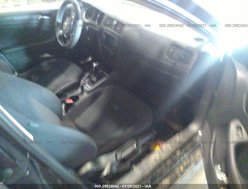 3VW267AJ2GM384083