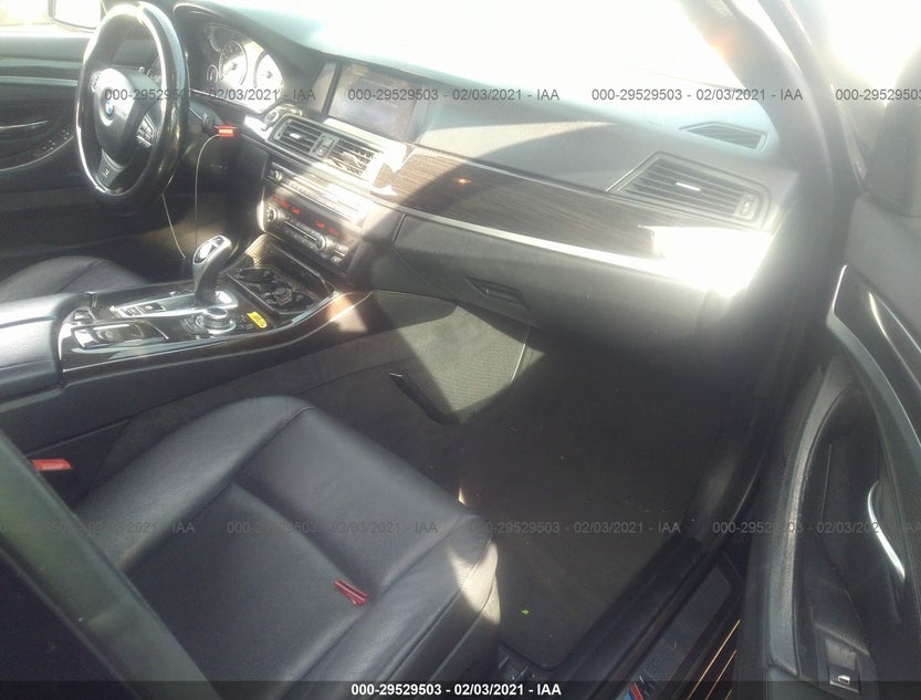 WBAFR7C58DC819551