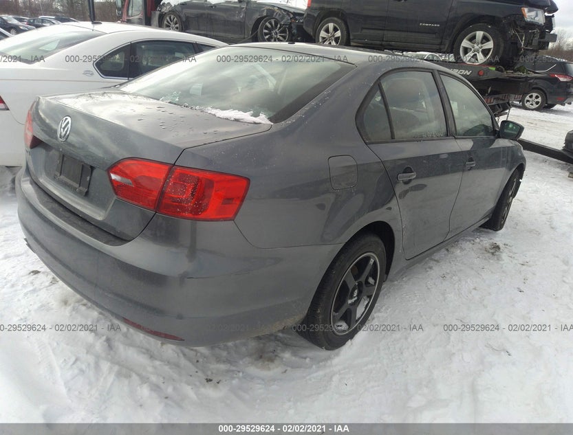 3VW2K7AJ5CM331190