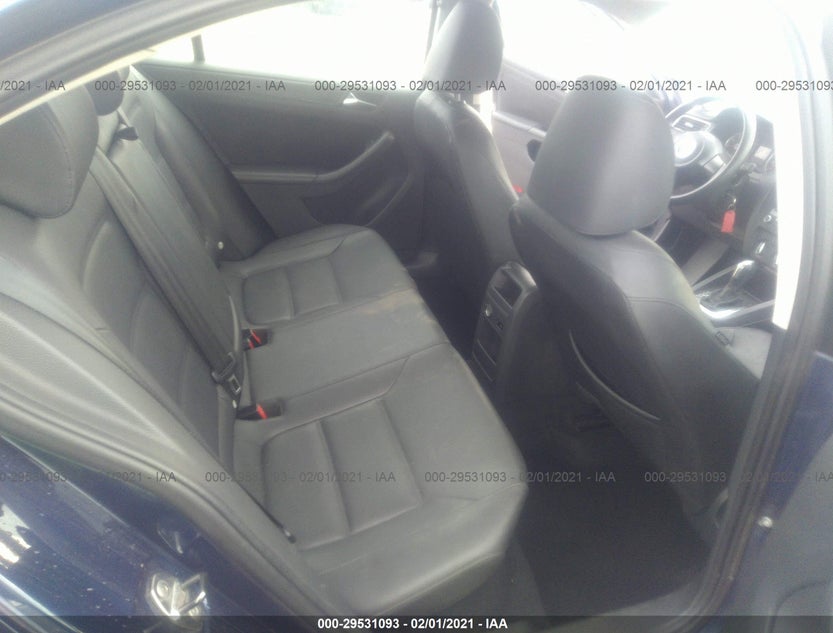 3VWDP7AJ8CM330755