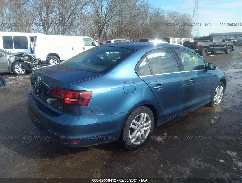 3VW2B7AJXHM244666