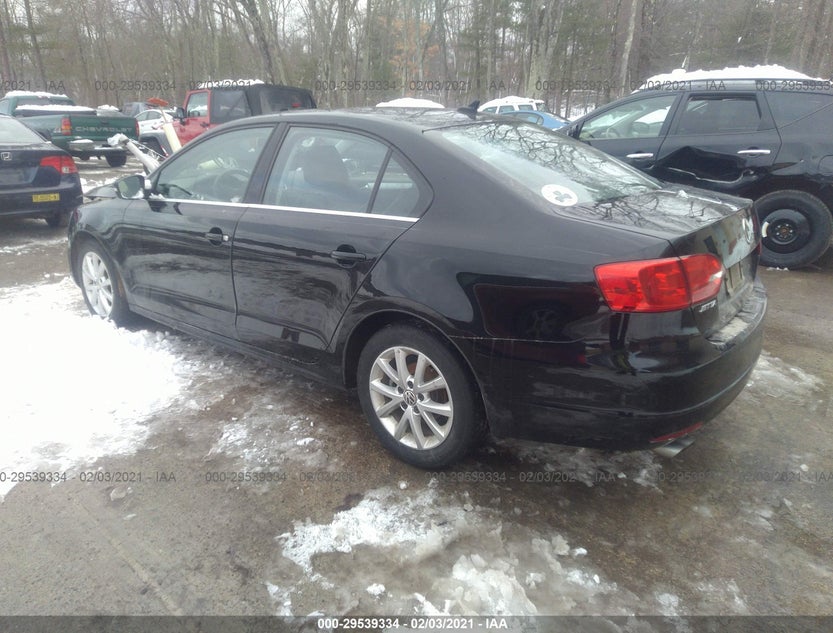 3VWD17AJ9EM352350