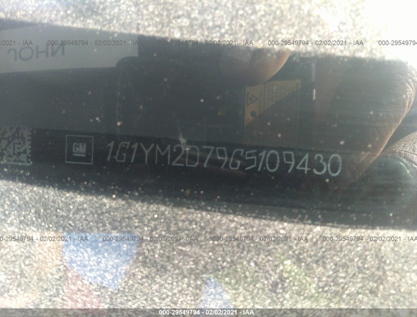 1G1YM2D79G5109430