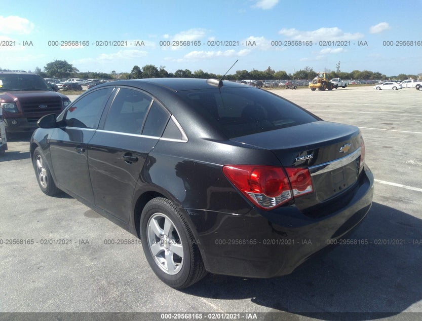 1G1PC5SB5F7176195
