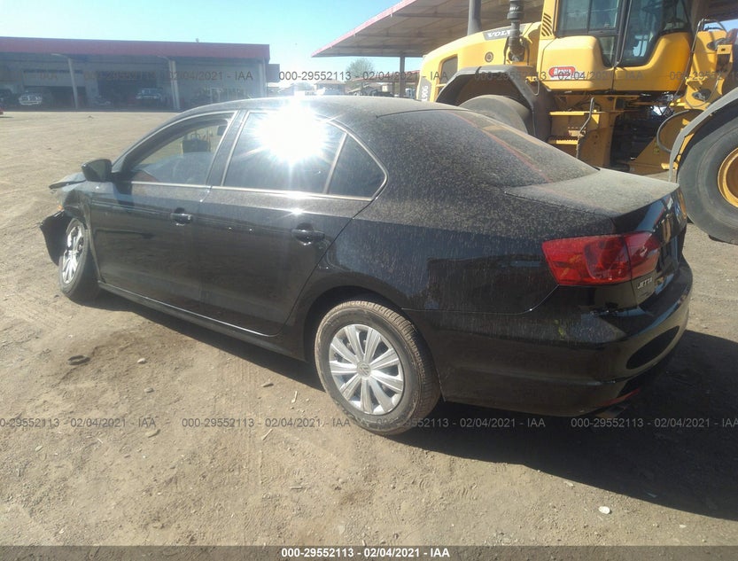 3VW2K7AJ3EM323575