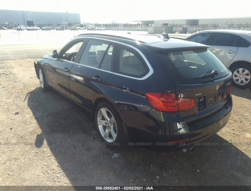 WBA3G7C55FK297592
