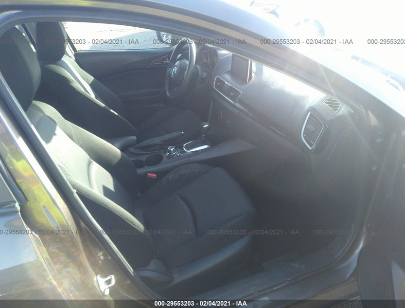 3MZBM1T71GM240285