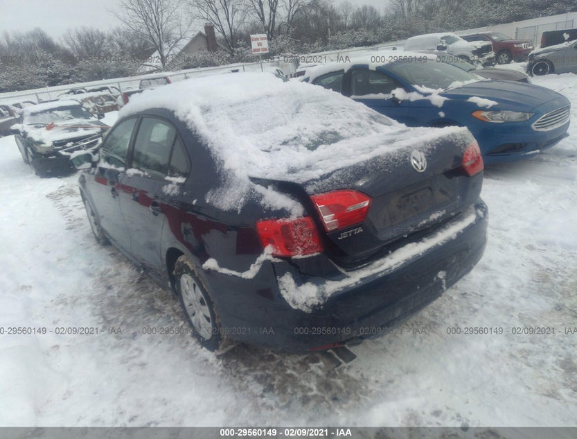 3VW2K7AJ9BM332213