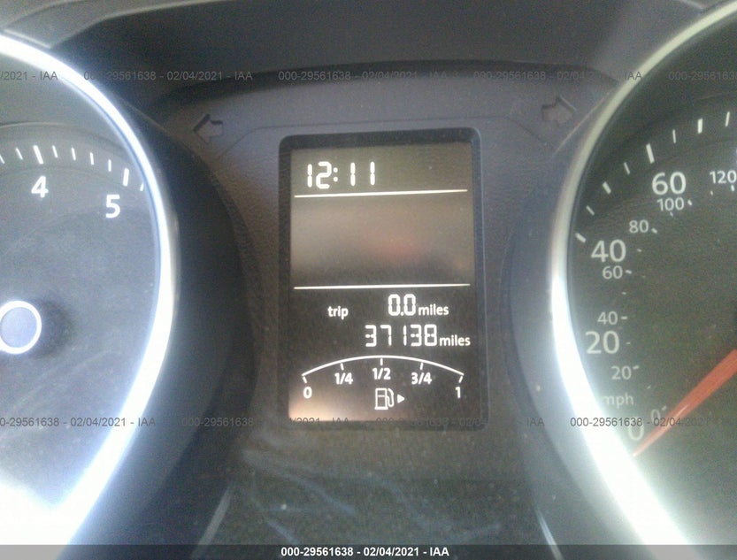 3VW2B7AJ4HM373227