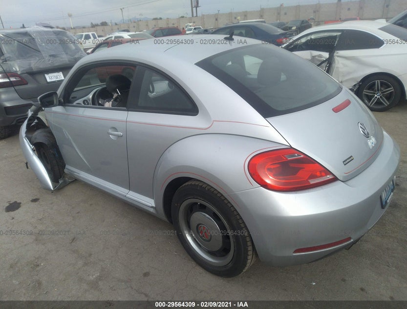 3VWJP7AT9CM618885