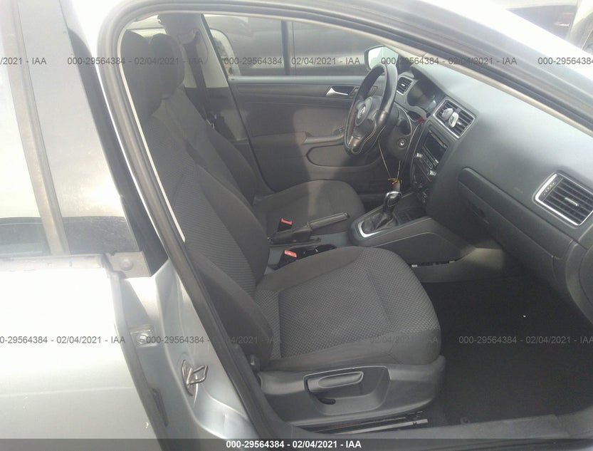 3VW2K7AJ1CM463461