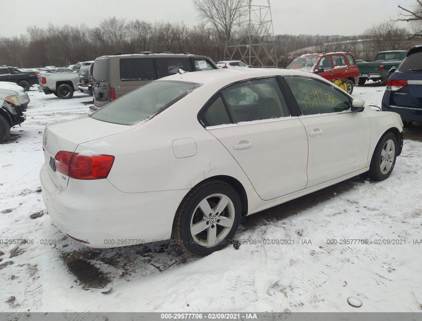 3VWLL7AJ1DM209414