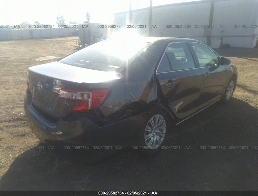 4T4BF1FK4CR160323