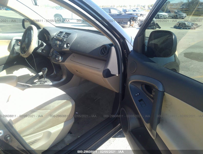 2T3ZF4DV4BW095860