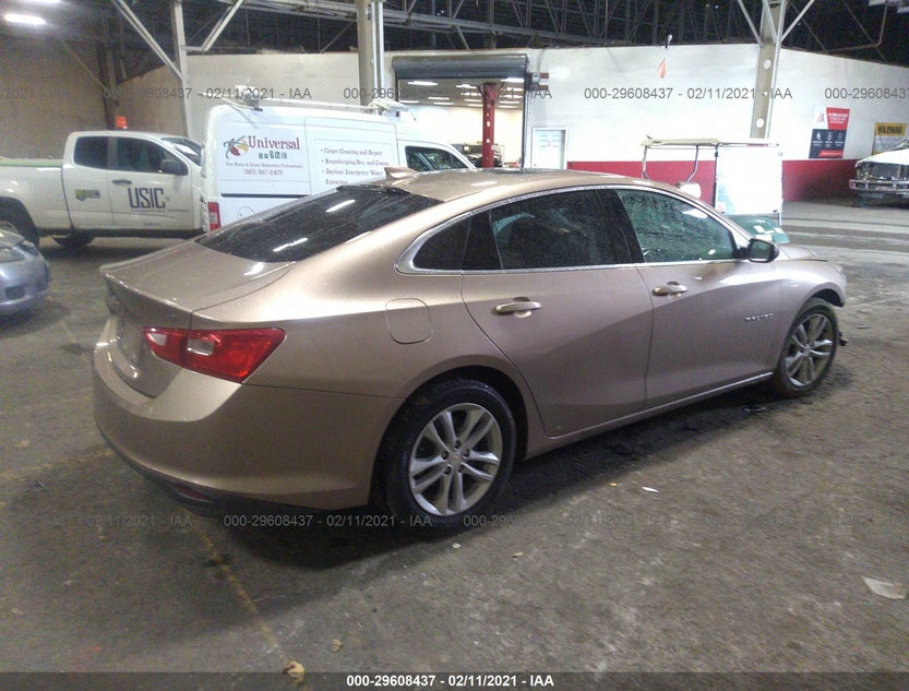 1G1ZD5ST4JF172037