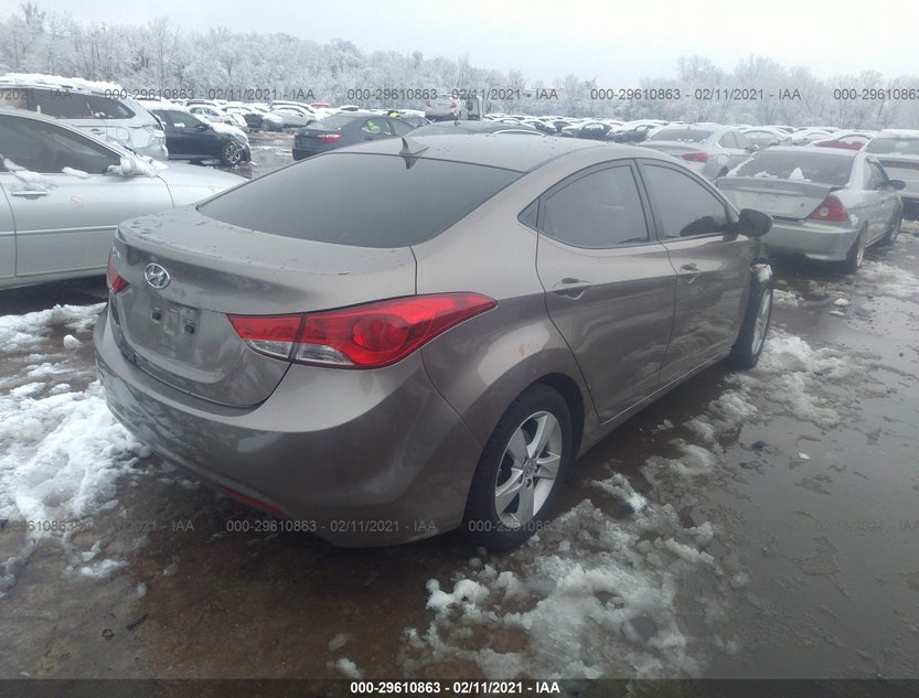 5NPDH4AE9DH317683