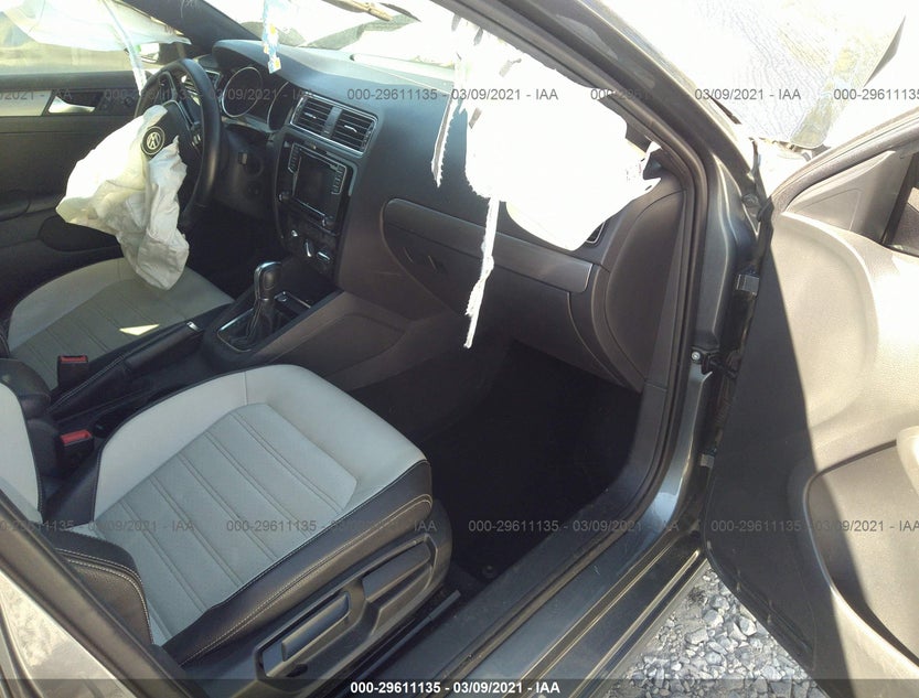 3VWD17AJ8GM219663