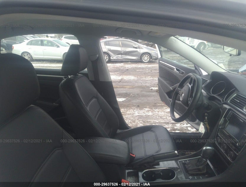 1VWBT7A31GC048677