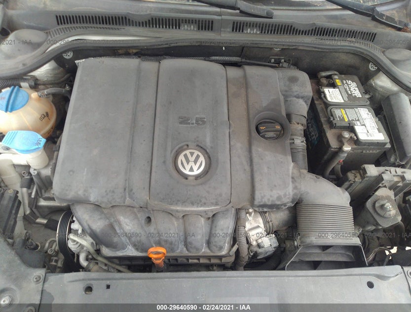 3VWDX7AJ8BM348915