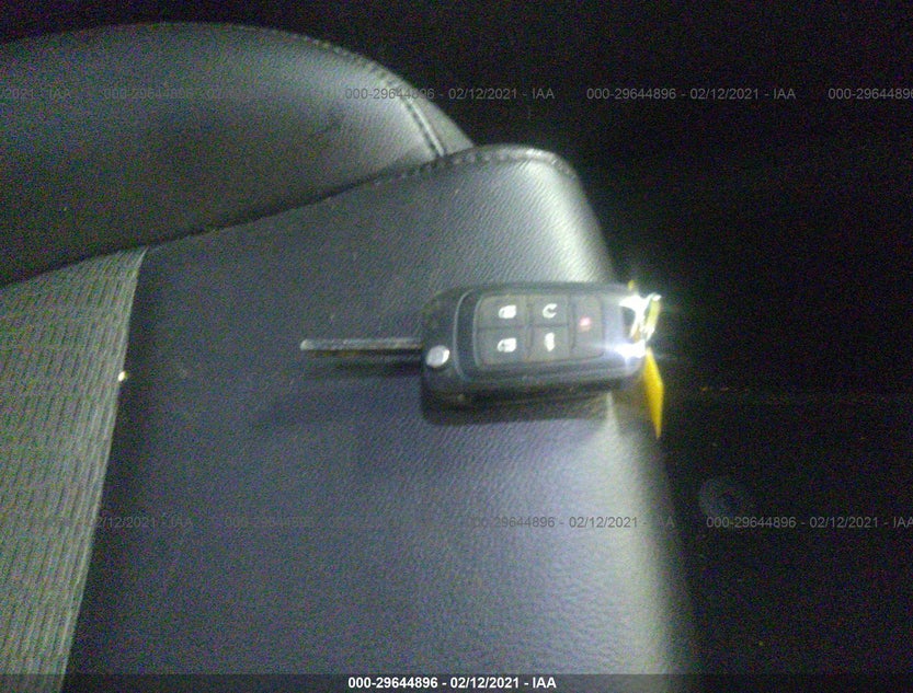 2G1105SA9G9164010