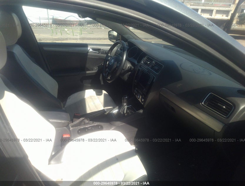 3VWB17AJ8GM272614