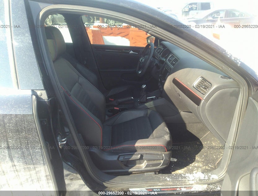 3VW5T7AJ0FM267929
